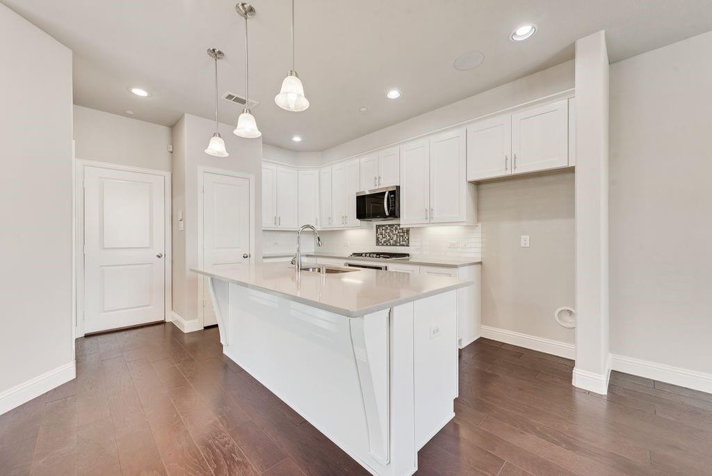 281 Scotia Street Property Photo 3