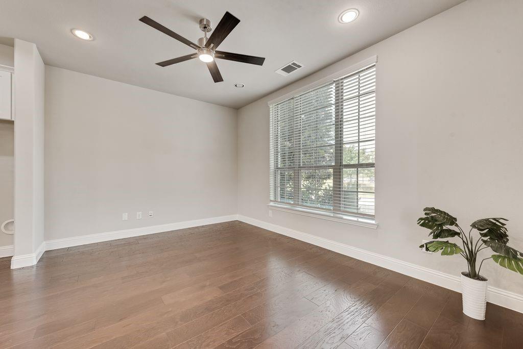 281 Scotia Street Property Photo 5