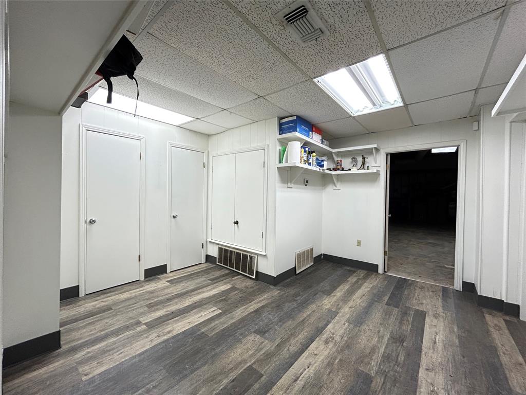 1021 Park Street Property Photo 11