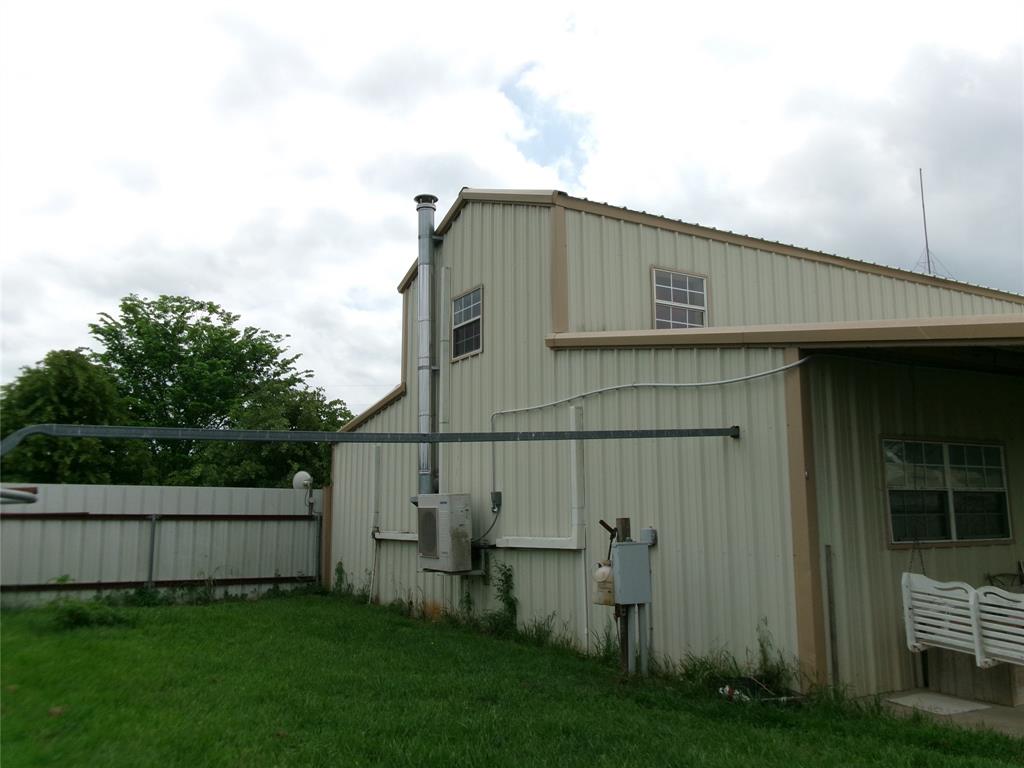 430 Waterfront Row Property Photo 6