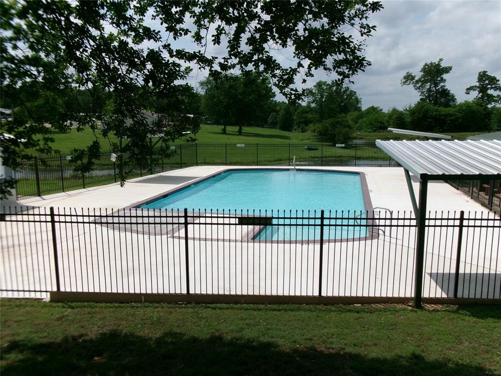430 Waterfront Row Property Photo 11