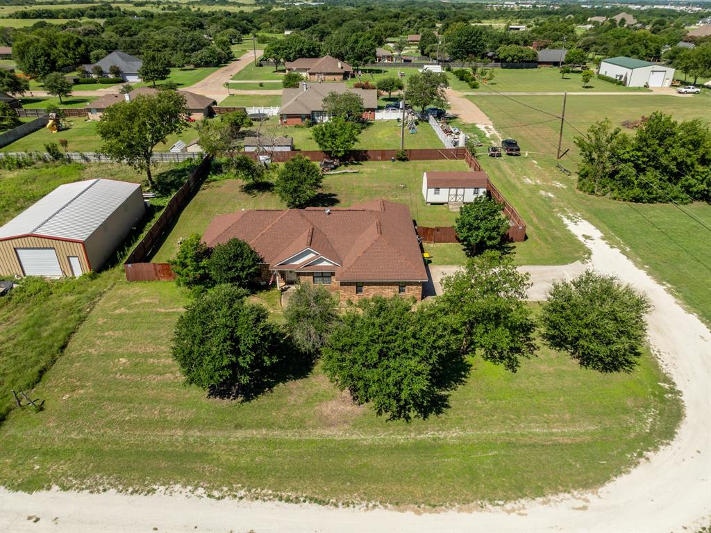 6209 State Highway 171 Property Photo 1