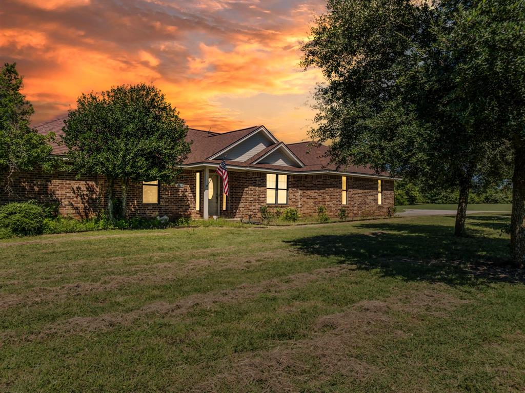 6209 State Highway 171 Property Photo 4