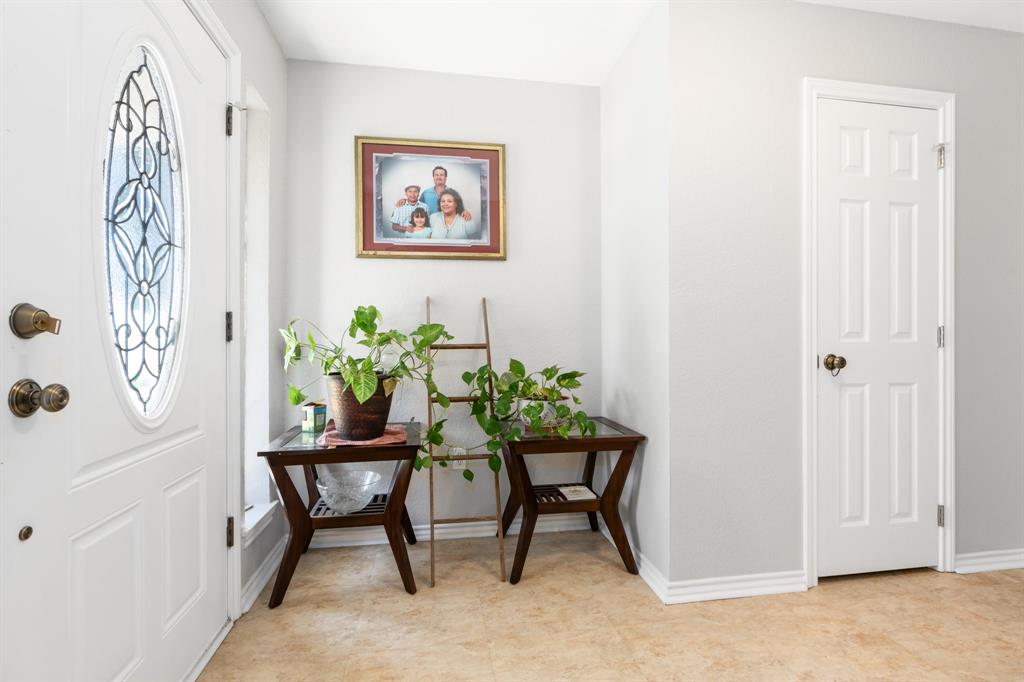6209 State Highway 171 Property Photo 6