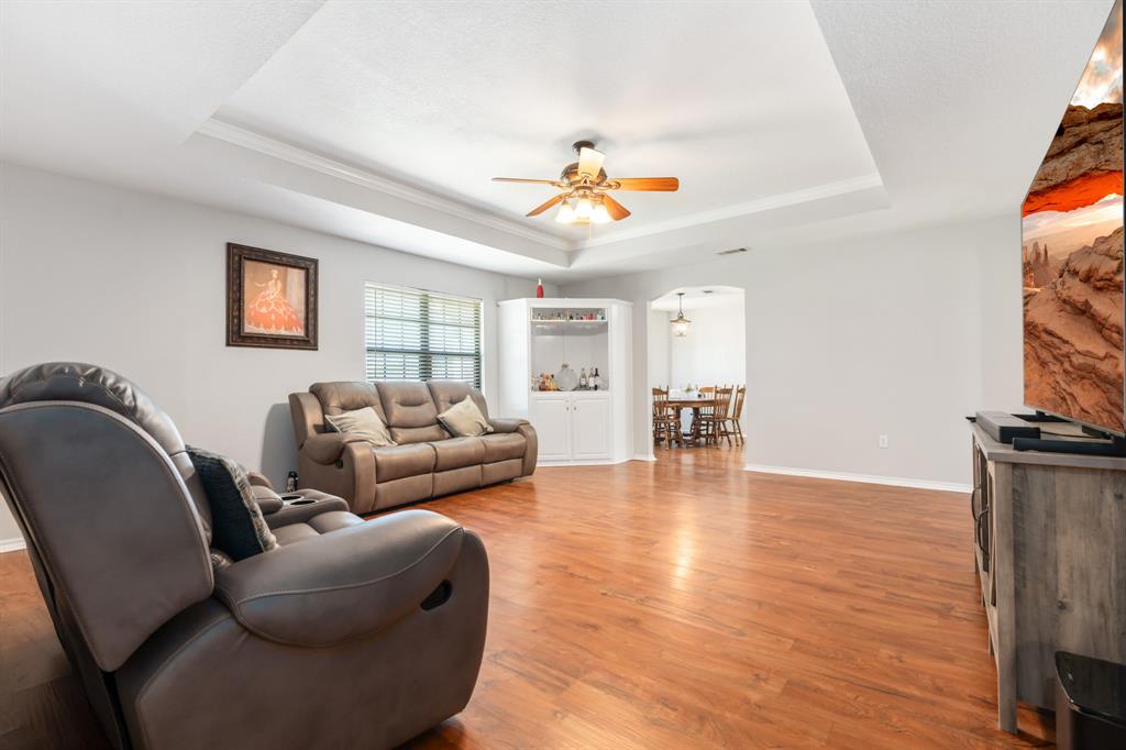 6209 State Highway 171 Property Photo 9
