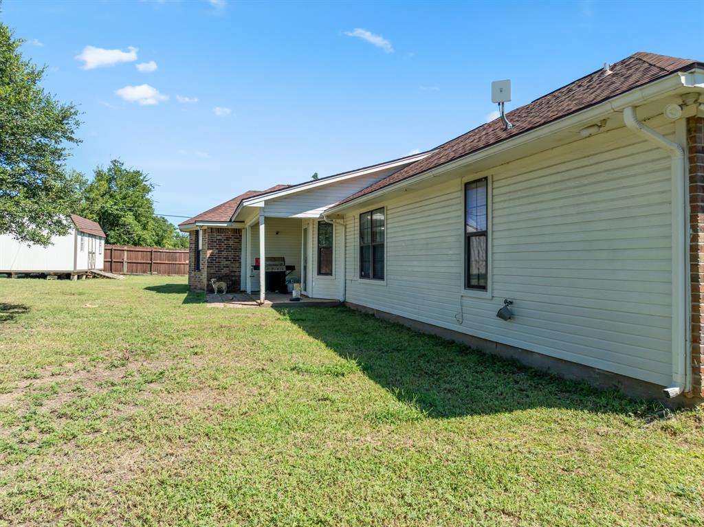 6209 State Highway 171 Property Photo 33