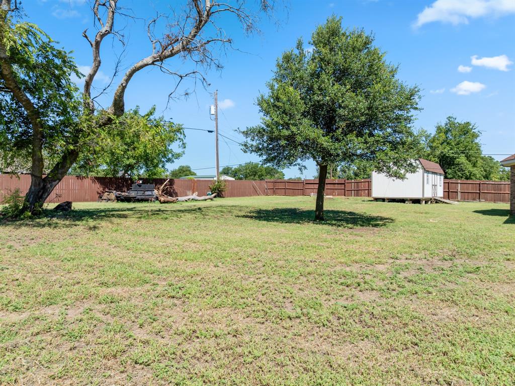6209 State Highway 171 Property Photo 34