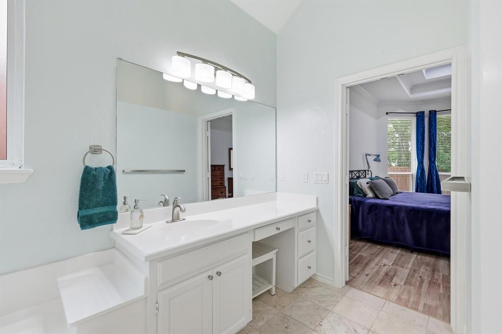 2105 Leeds Drive Property Photo 15