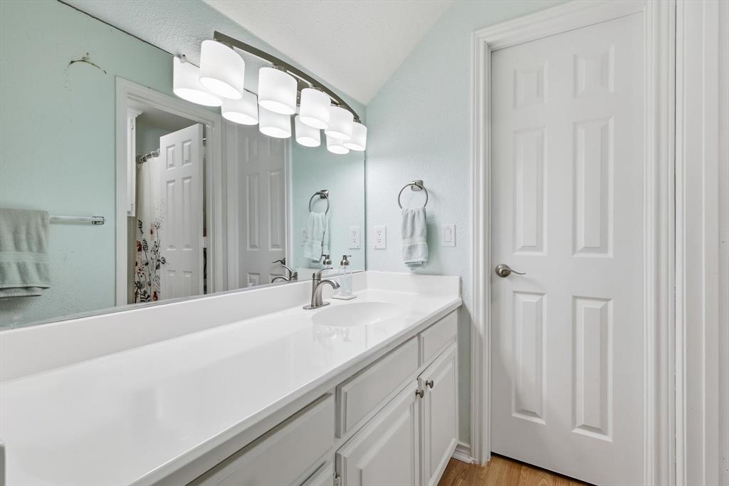 2105 Leeds Drive Property Photo 31