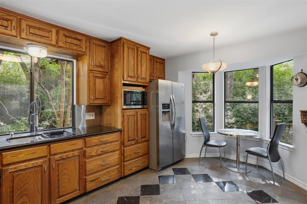 1945 Bluebird Avenue Property Photo 8