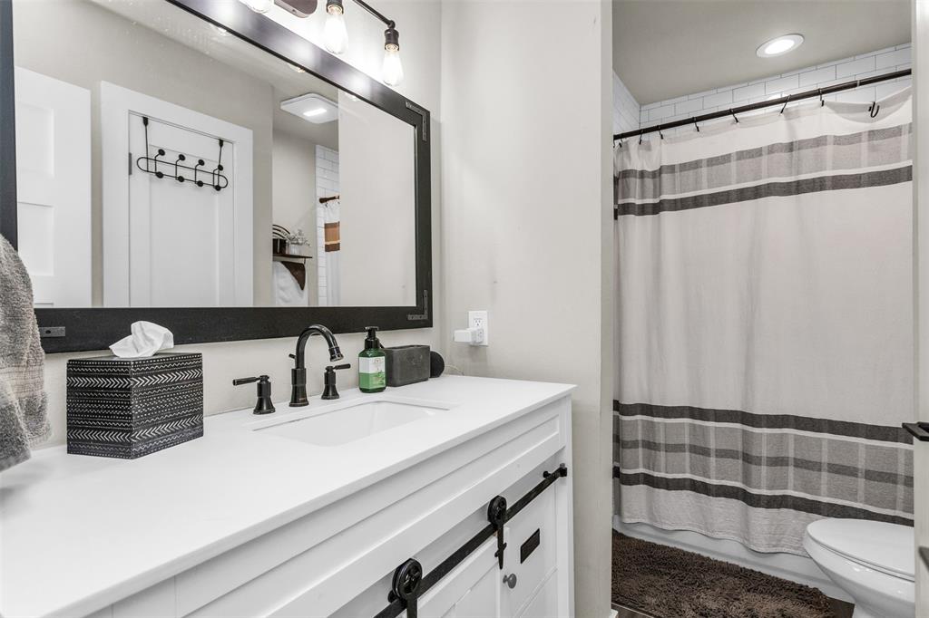 3963 Summit Ridge Drive Property Photo 8