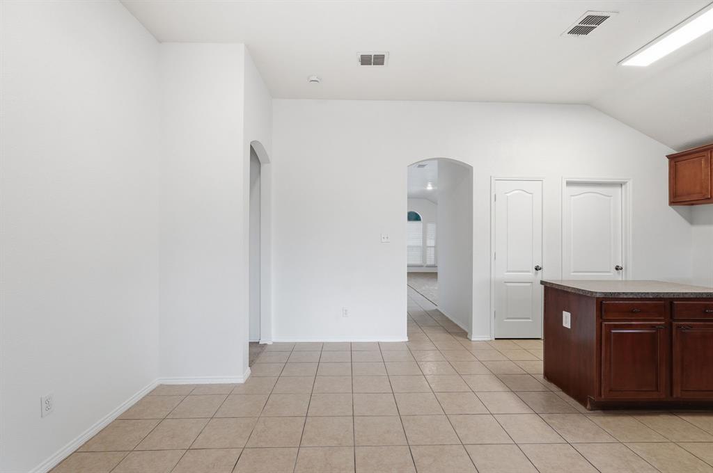 6233 Brooklynn Drive Property Photo 7