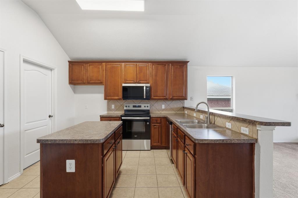 6233 Brooklynn Drive Property Photo 13