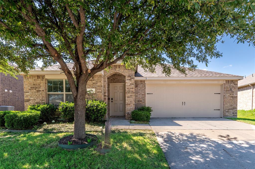 402 Andalusian Trail Property Photo 3