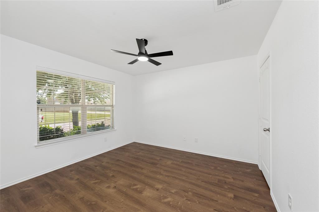 402 Andalusian Trail Property Photo 11