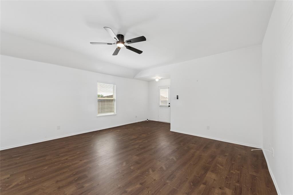 402 Andalusian Trail Property Photo 14