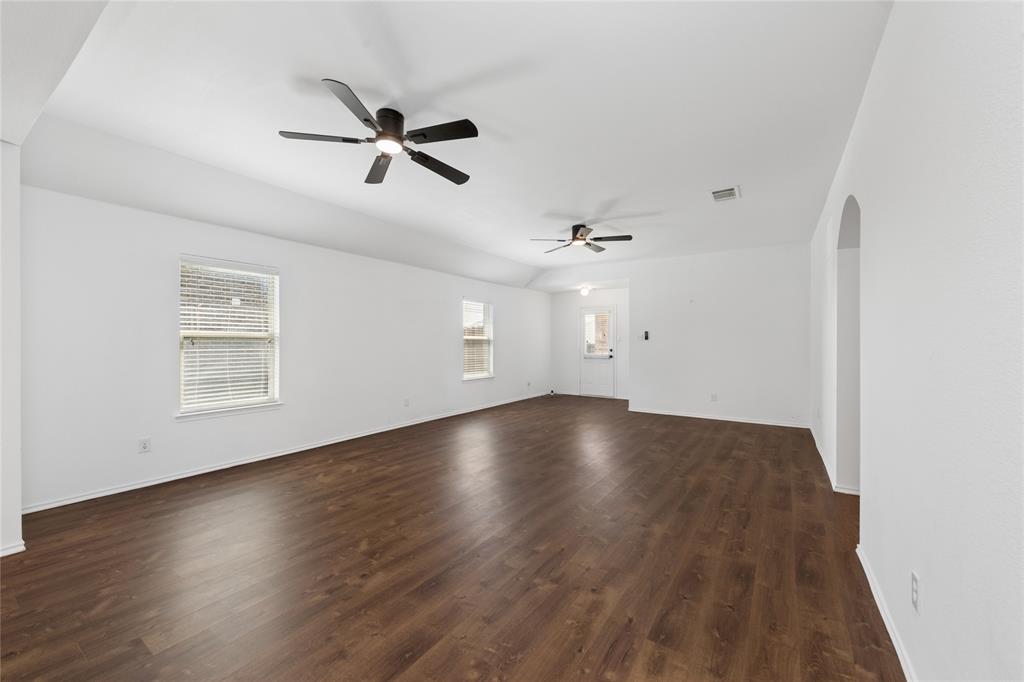 402 Andalusian Trail Property Photo 17