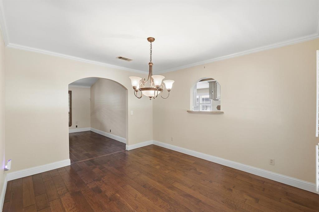 1504 Cloister Way Property Photo 5