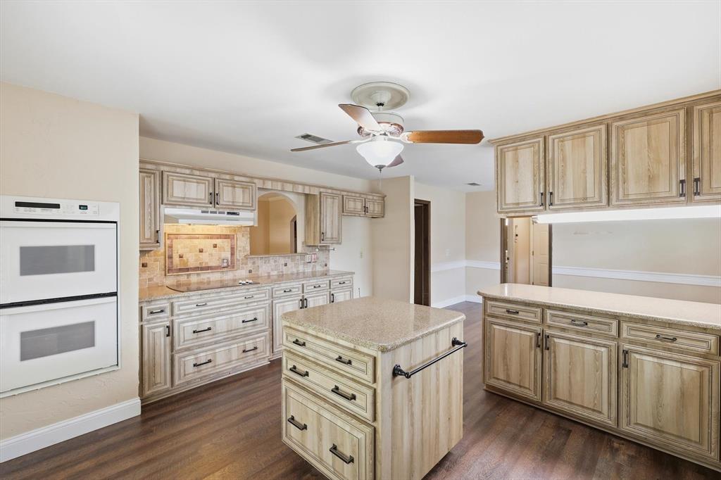 1504 Cloister Way Property Photo 10