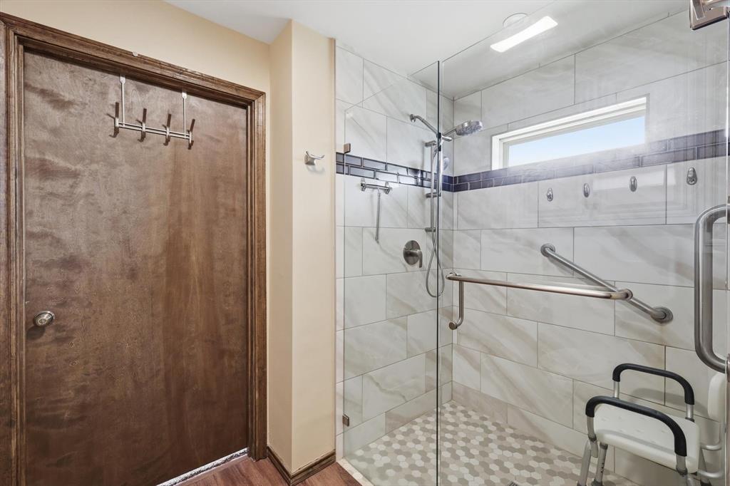 1504 Cloister Way Property Photo 27