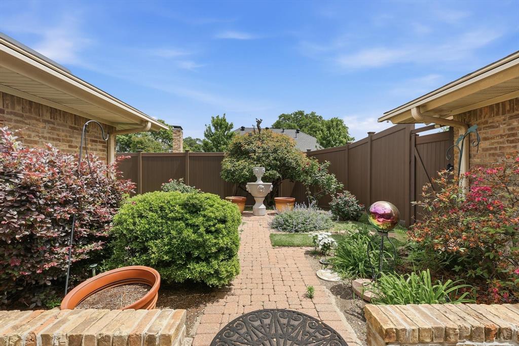 1504 Cloister Way Property Photo 34