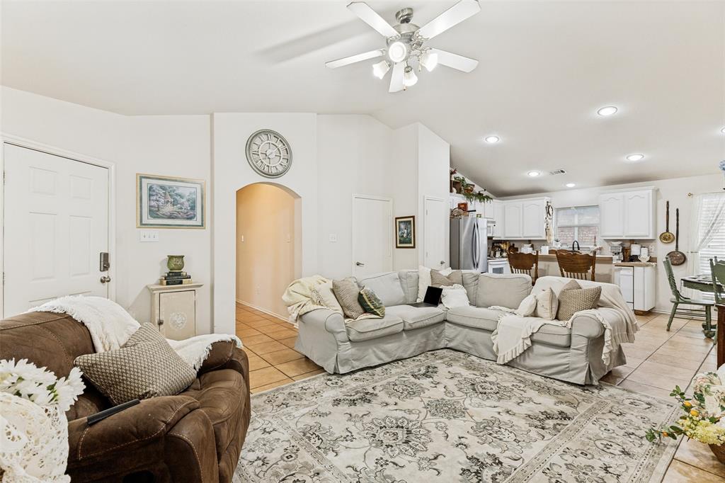 6432 Geneva Lane Property Photo 1