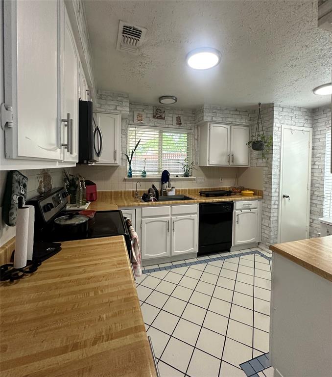 2317 Springridge Drive Property Photo 5