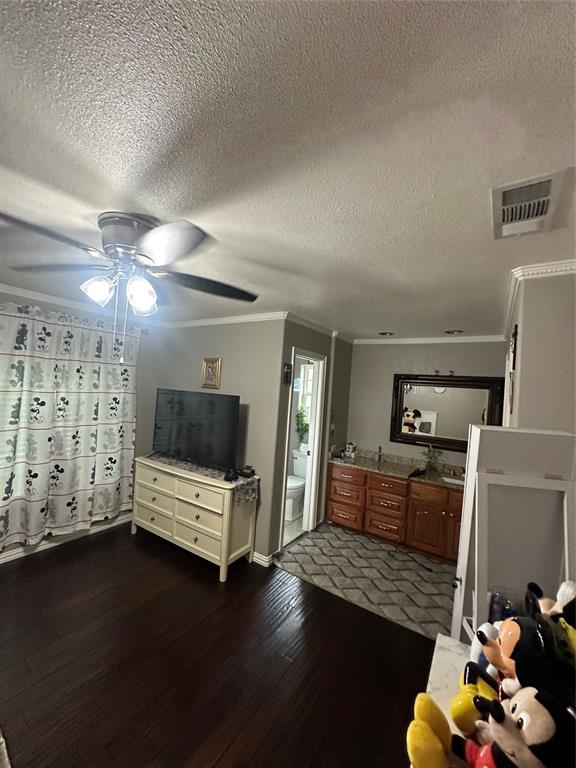 2317 Springridge Drive Property Photo 7