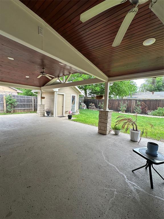 2317 Springridge Drive Property Photo 12