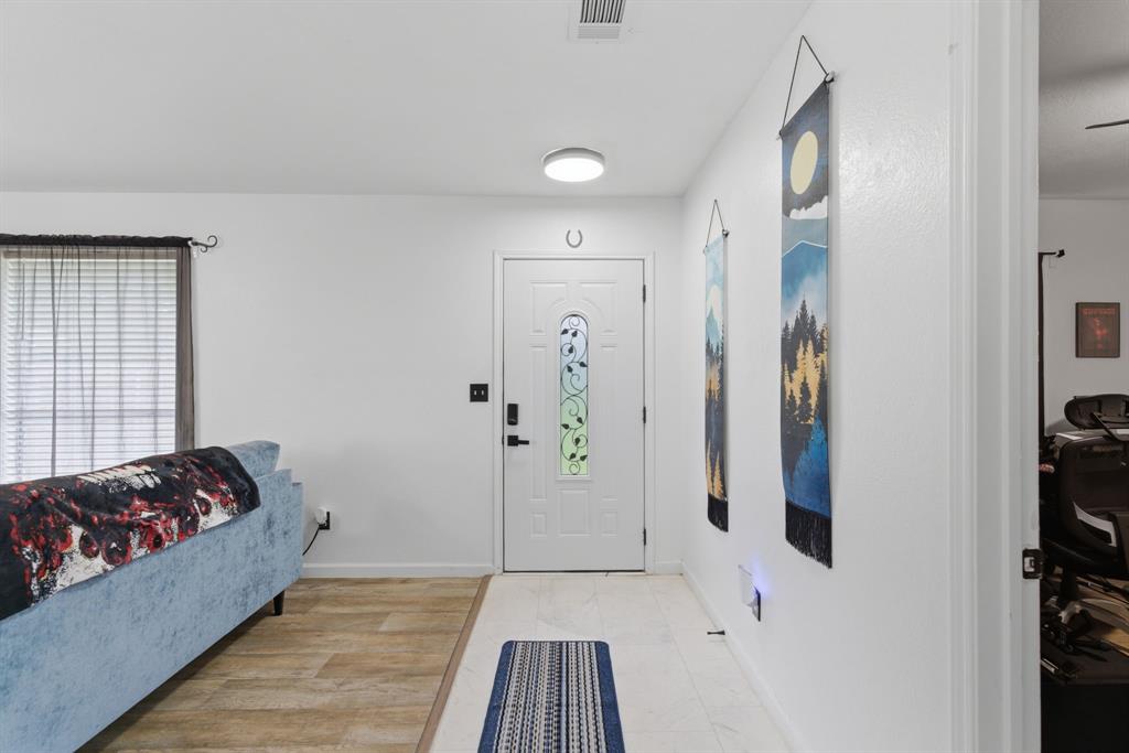 1032 Greg Street 1-5 Property Photo 12