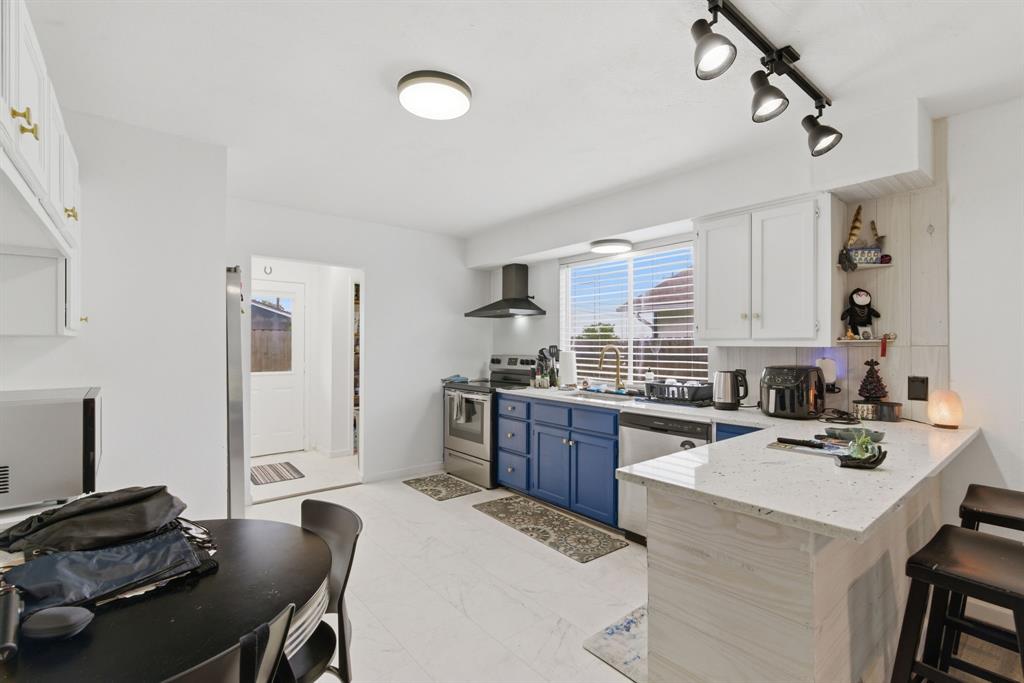 1032 Greg Street 1-5 Property Photo 22