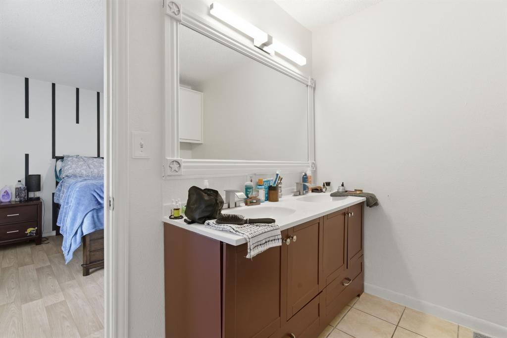 1032 Greg Street 1-5 Property Photo 30
