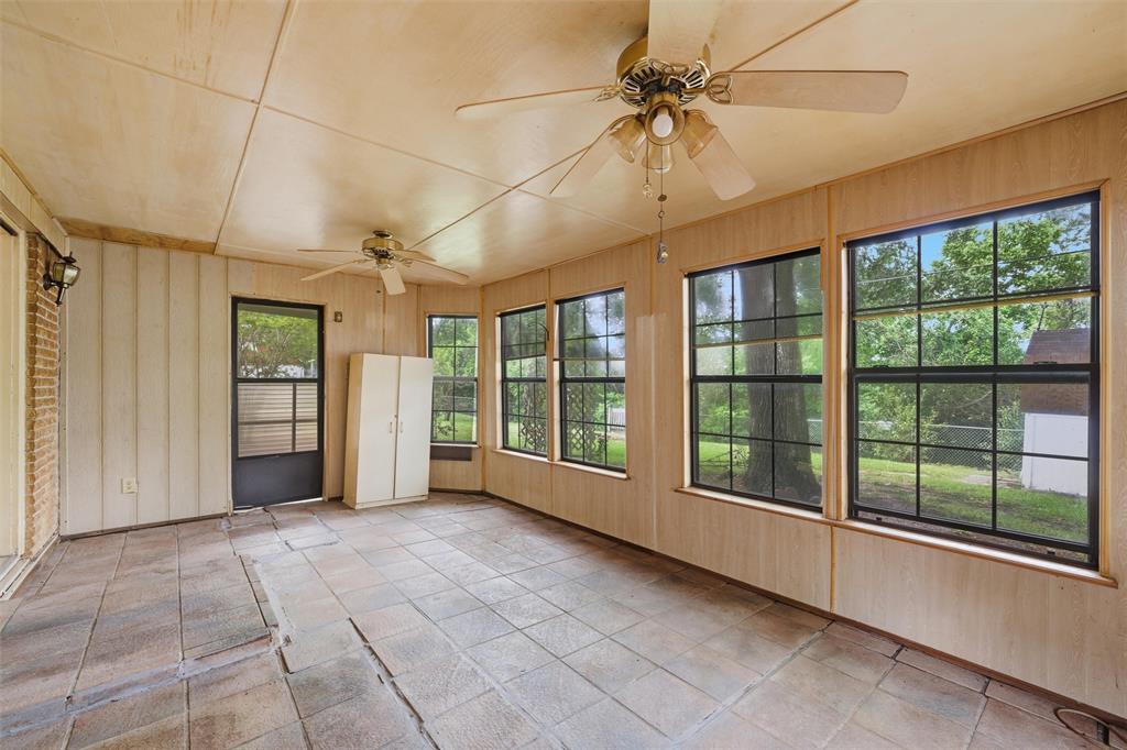 4137 Hiland Drive Property Photo 12