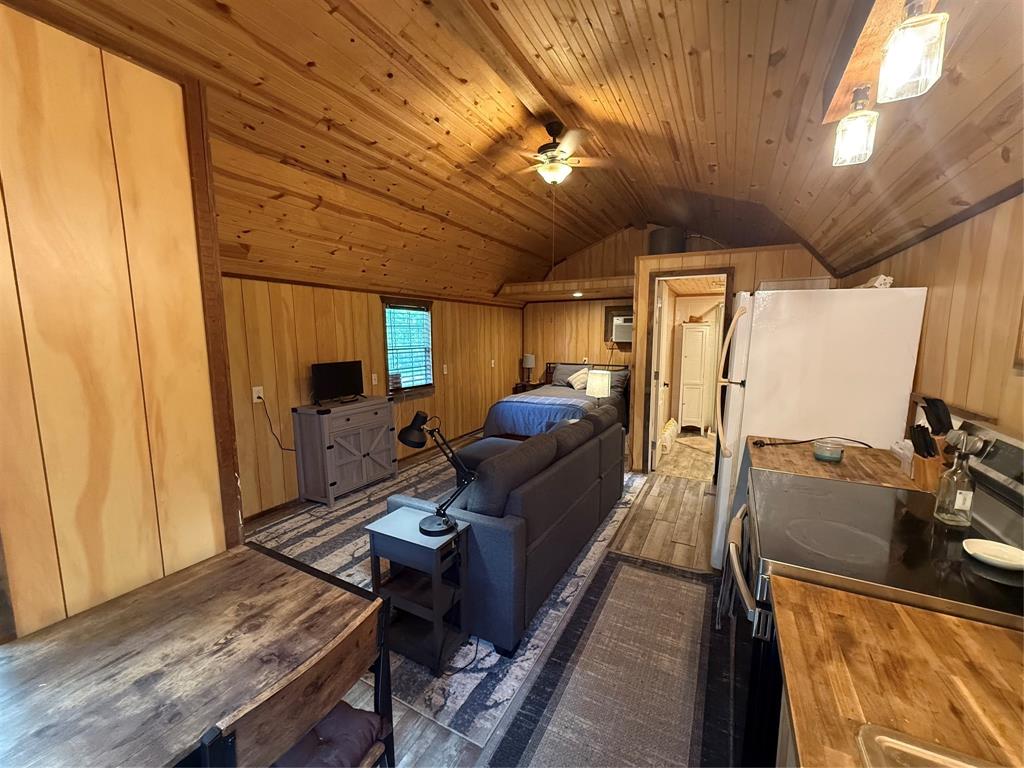 11756 Catfish Road Property Photo 9