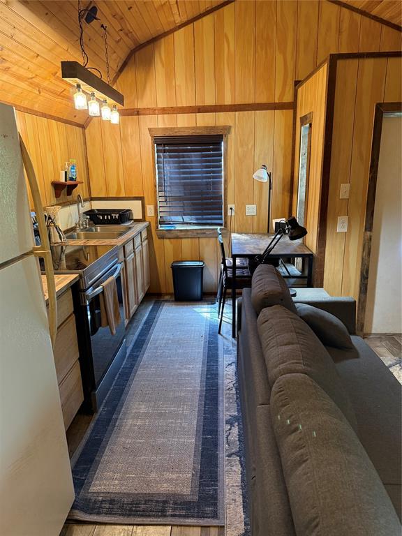 11756 Catfish Road Property Photo 10