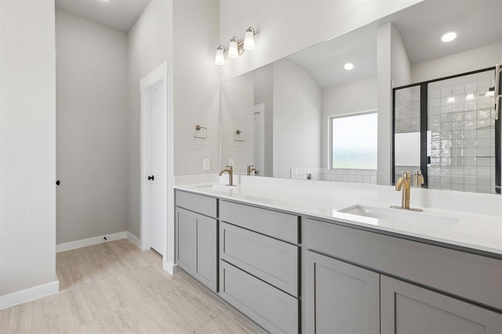 8808 Haste Lane Property Photo 15