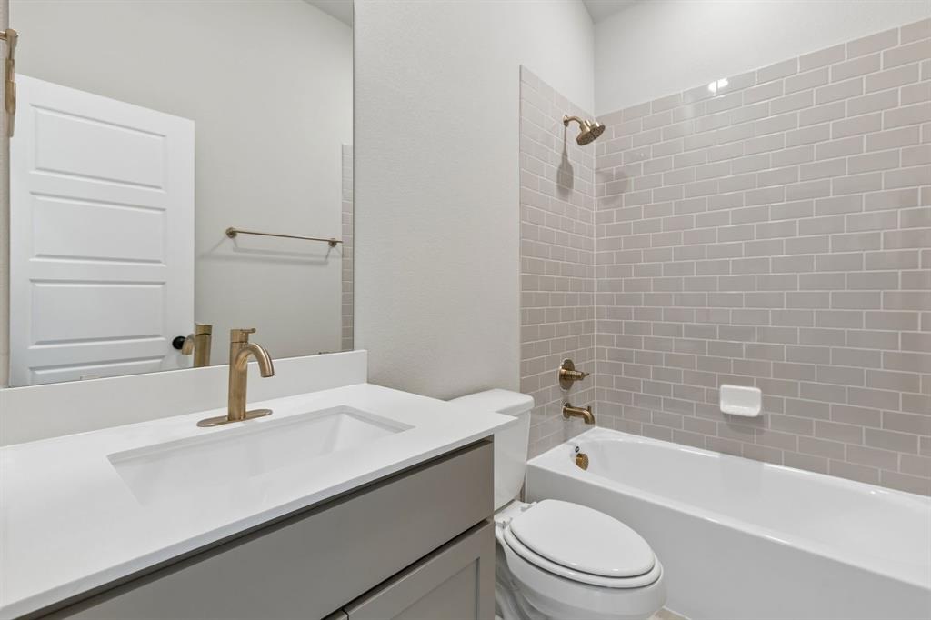 8808 Haste Lane Property Photo 19