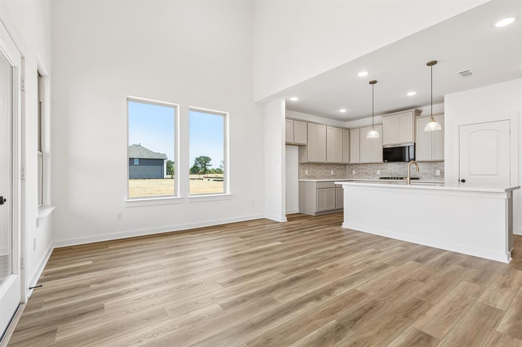 8709 Preakness Street Property Photo 7