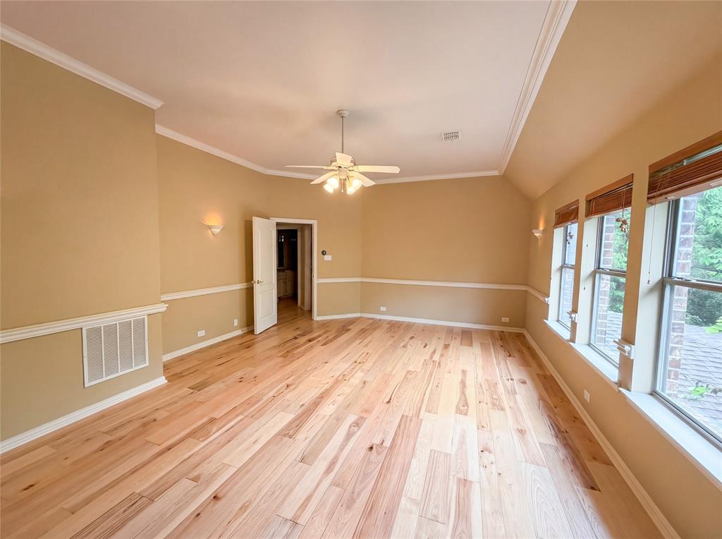 1309 Winding Brook Drive Property Photo 18