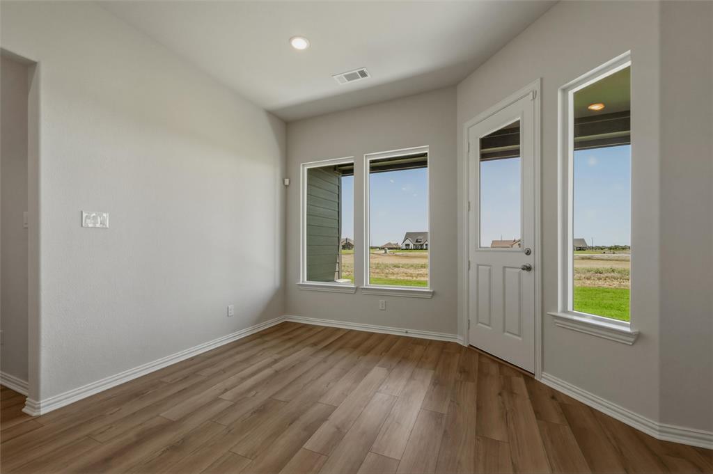 78 Aurora Avenue Property Photo 7
