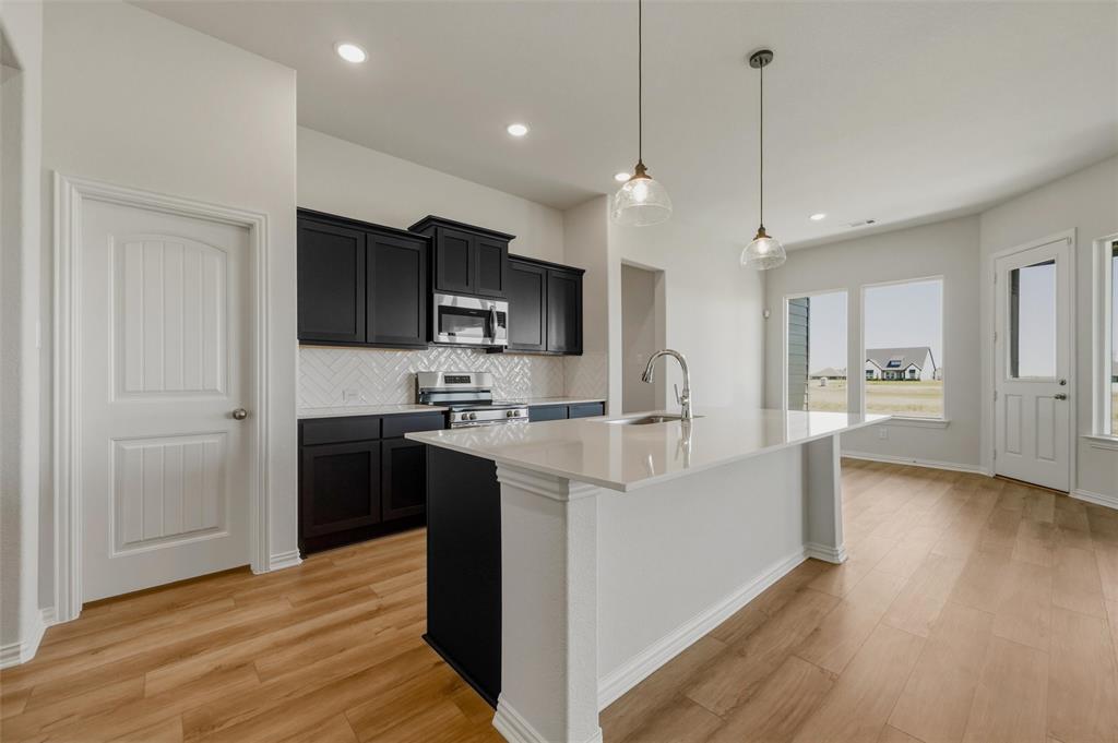 78 Aurora Avenue Property Photo 13