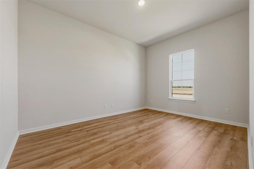 78 Aurora Avenue Property Photo 17