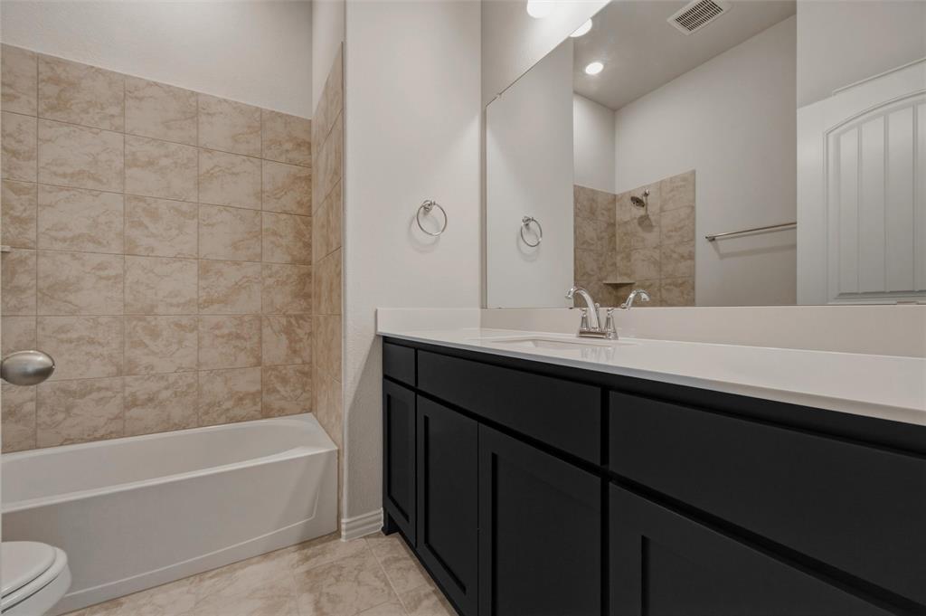 78 Aurora Avenue Property Photo 28
