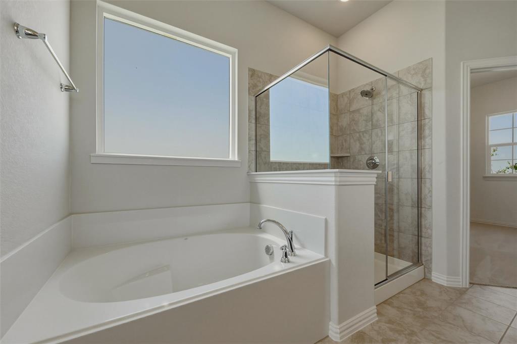 78 Aurora Avenue Property Photo 30
