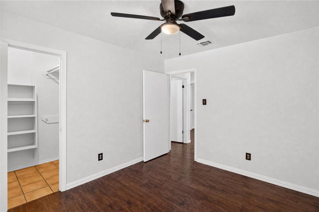 216 Rolling Hills Drive Property Photo 21