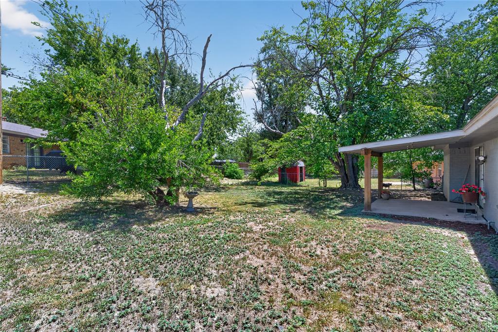216 Rolling Hills Drive Property Photo 25