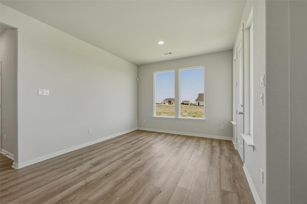146 Aurora Avenue Property Photo 15