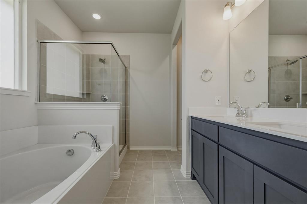 146 Aurora Avenue Property Photo 23
