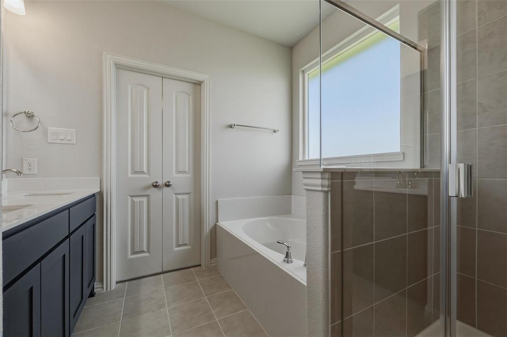 146 Aurora Avenue Property Photo 26
