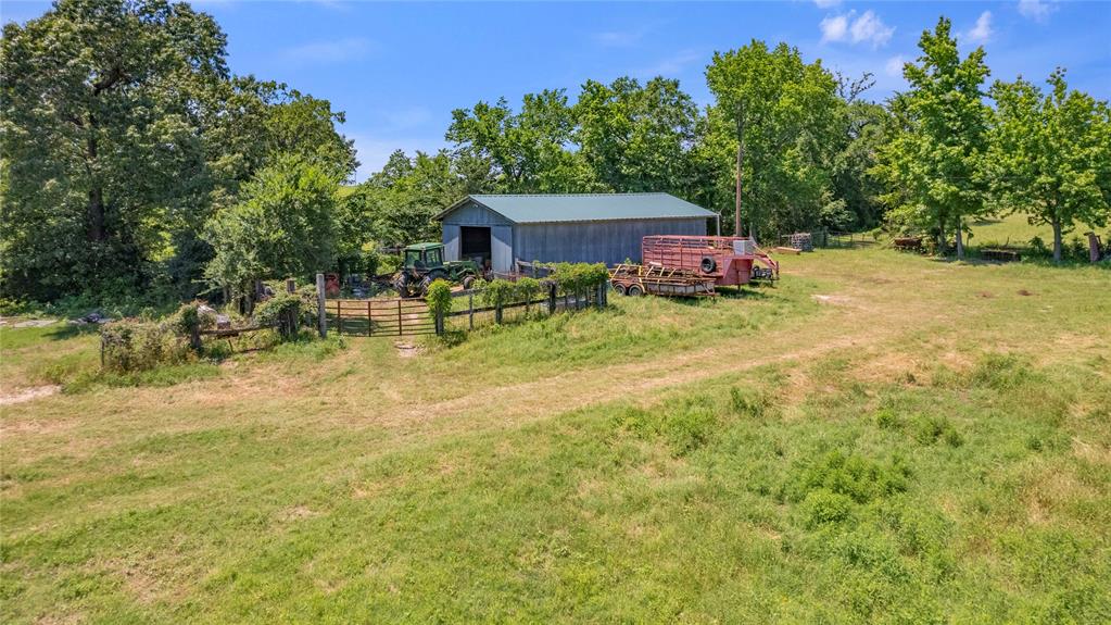 12250 County Road 3513 Property Photo 11